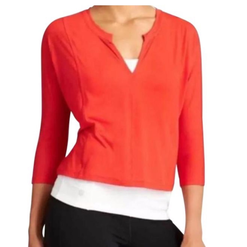 - Athleta Top Essence Boxy Athletic Yoga Tee Size Small